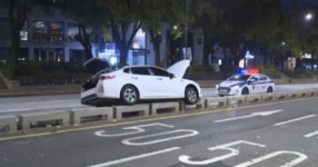 [기가車] 저 아닌데요? 중앙분리대 들이받은 만취男女 서로 발뺌