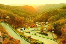 단풍옷 입은 보은 말티재…속리산둘레길 국가숲길 선정