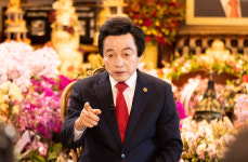 허경영 하늘궁서 불로유 마신 80대 남성 사망