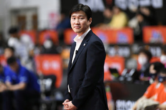 귀국 석진욱 전 감독 