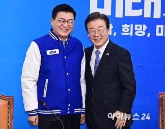 [포토]민주당, 신용한 전 서원대 교수 인재 영입