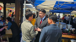 정희용 의원, 칠곡군 기산면 평복 2리 경로당 준공 기여로 감사패 받아