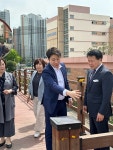 김진오 대전시의원, 버드내중학교·복수동 쟁기봉·도마동 월평근린공원 등산로 점검