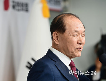 [포토]황우여 비상대책위원장 취임 입장발표