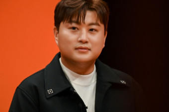 김호중 자택·소속사 압수수색…조직적으로 사건 은폐 의혹