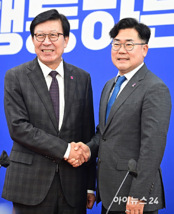 [포토]박찬대 원내대표 예방한 박형준 부산시장