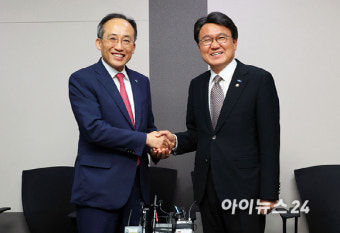 [포토]황운하 조국혁신당 원내대표 예방한 추경호 국민의힘 원내대표