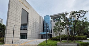 청주시립도서관 재개관…“문화 거점 도서관 탈바꿈”