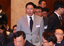 닻 올린 HS효성...효성家 독립경영 과제는