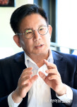 [인터뷰] 박강수 마포구청장 끝없는 변화로 신촌·이대 상권에 KO 승