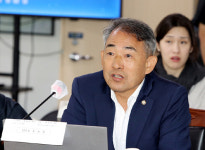 윤준병 