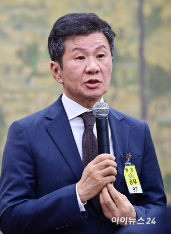 [포토]질의에 답변하는 정몽규 대한축구협회장