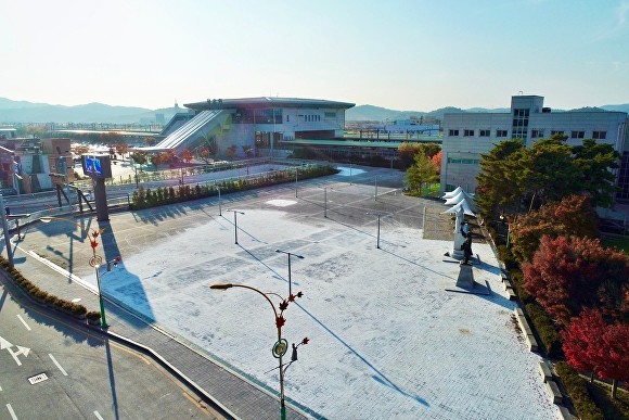 광주신세계와 협력, 꿀잼도시 광주 실현 위한 농성역 시민소통공간 개관식 성공적 개최