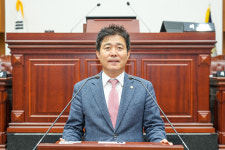최영기 경주시의원, 고독사 예방 위한 실태조사와 정책 수립 필요성 강조