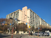 시국은 어지럽지만…강남 재건축 속도전