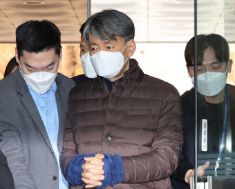 경찰, '국회 봉쇄 지시' 조지호·김봉식 구속 송치