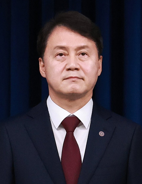 내란 특검, 김주현 전 대통령실 민정수석과 김성훈 전 경호처 차장 조사하여 윤석열 전 대통령에 대한 혐의 규명 작업 심화