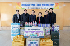 용인특례시의회, 설 연휴 앞두고 전통시장·사회복지시설 방문