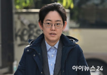 조지연 헤어살롱 | 조지연 "민주당, 북한 지령받는 노조 눈치보면서 '극우'를 운운해?"