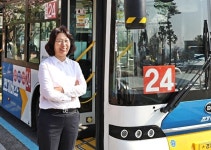 ‘저혈압 쇼크’ 단국대 유학생 살린 ‘의인 여성 버스운전기사’ 화제