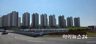 신세계 열린지 4개월…파주운정 집값은 잠잠 [현장]