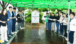 경산시, 도심 속 ‘공원 속 작은 책방’ 개장…책과 함께하는 여유로운 쉼터 조성