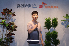 홈앤서비스, 폐근무복 업사이클링해 에코백 제작…ESG 실천 앞장