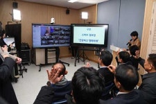 경로당이 스마트해졌다…부여 ‘은빛쉼터’ 문 열어