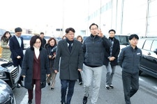 우범기 전주시장, 첨단 방산기업 방문으로 새해 출발