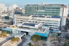 거리 현수막에 인권 잣대 세웠다…수원특례시, 현장 혼선 줄이는 표준 매뉴얼 마련