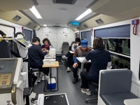 건강 싣고 달리는 ‘달성건강빵빵이’ 의료 사각지대 메웠다