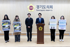 안민석 도교육감 예비후보 “교복문제, 옷 한 벌 문제 아냐…해답 찾아 내놓겠다”