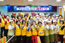 추경호, 서구 천사무료급식소서 배식 봉사…“어르신 돌봄은 공동체 책임”
