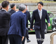 [포토] 오세훈 서울시장, '명태균 여론조사 의혹' 사건 공판 출석
