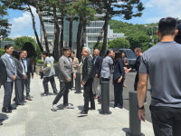 젠슨 황, 로봇 친화 빌딩 현대차 양재 사옥 둘러봐