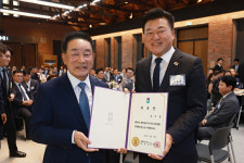 행정엔 송기섭 의정엔 장선배…신용한 인수위, 자문위원 위촉