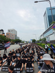 삼성전자 DX 동행노조 첫 대규모 집회⋯수원사업장 앞 7000명 결집