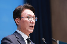 김민석 
