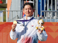김종호, 양궁 컴파운드 개인전서 金 획득⋯AG 한국 최초 기록 쾌거