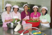 ‘노인돕기’ 맏며느리들이 뭉쳤다