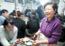 [2005 세밑, PM 7:00] 지친 퇴근길 보듬는 ‘푸짐한’ 인심