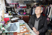 그림에 홀린  ‘세탁소 할아버지’의 첫 개인전