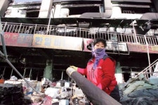 [르포] ‘불 폭탄’ 맞은 대구 서문시장