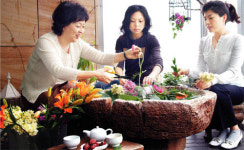 [스타일]봄 분위기 물씬나는 실내 ‘꽃단장’