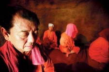 [커버스토리]‘절절 끓는 소·우·주’ 찜질방