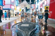 ‘쇠락 상권 살려낸 실개천’ 포항 중앙상가 인공천