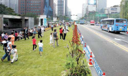 서울 ‘차없는 거리’… “탁트인 길 만족” “전시행정 피곤”