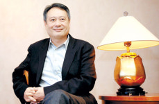 “예술성·상업성 모두 통해 기쁘다”