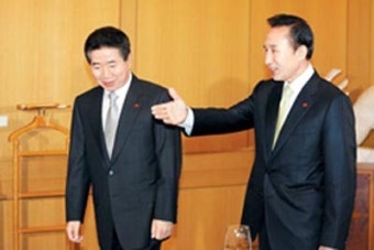 盧대통령 李당선자 靑만찬 회동…정권 인수인계 등 논의