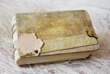 [유망브랜드 대상]손의 향기로 책에 날개를 달다